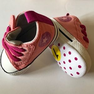 Pink baby Converse sneakers Size 1
